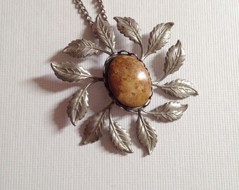 Vintage Leaf Pendant Necklace Silver Tone Metal