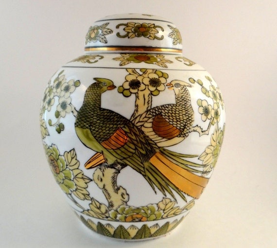 Vintage Gold Imari Ginger Jar with Lid. Hand Painted Japan Porcelain ...