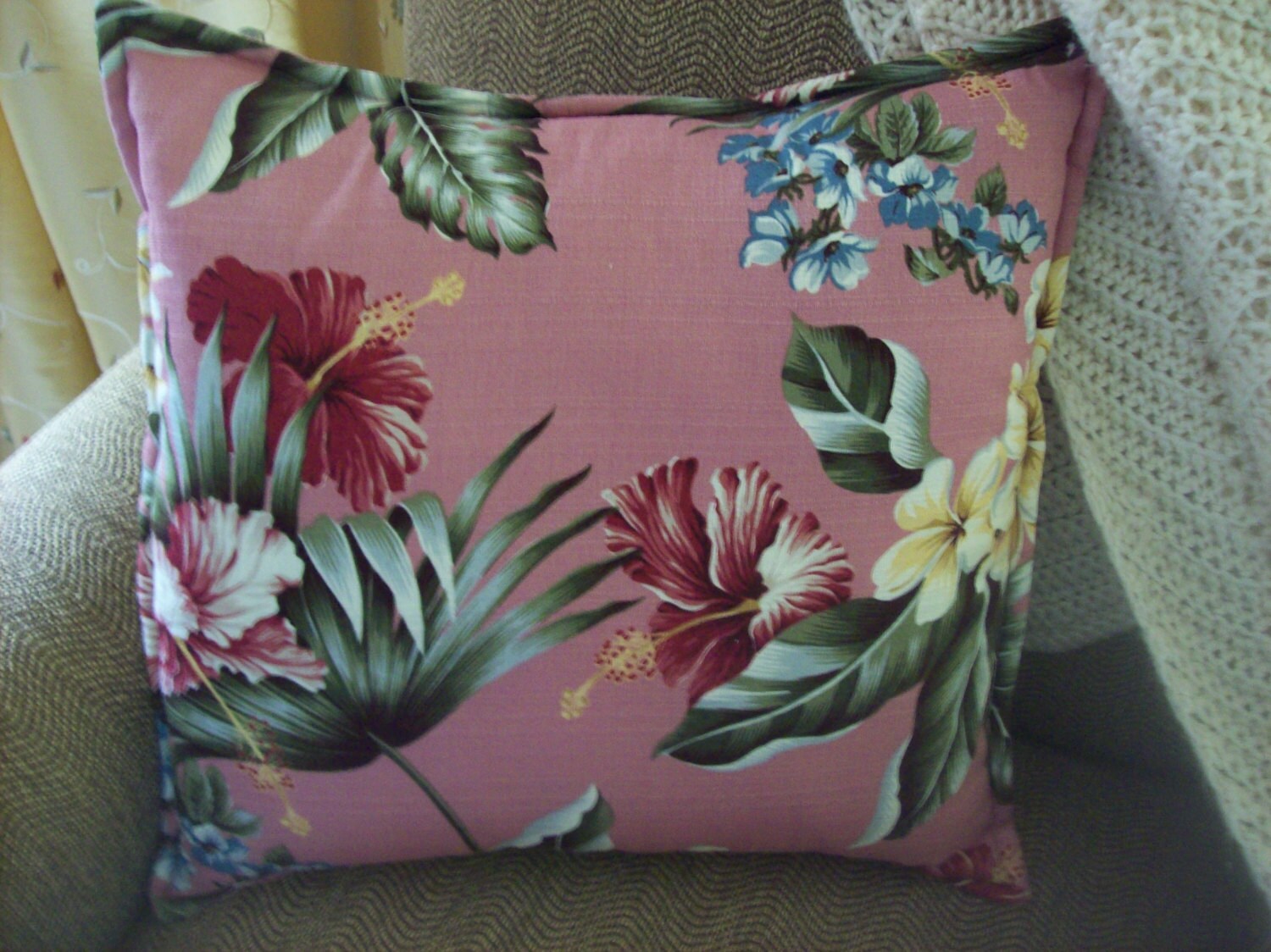 SALE Hawaiian Print Pillow Made on Maui Hawaii by Maui by kris67