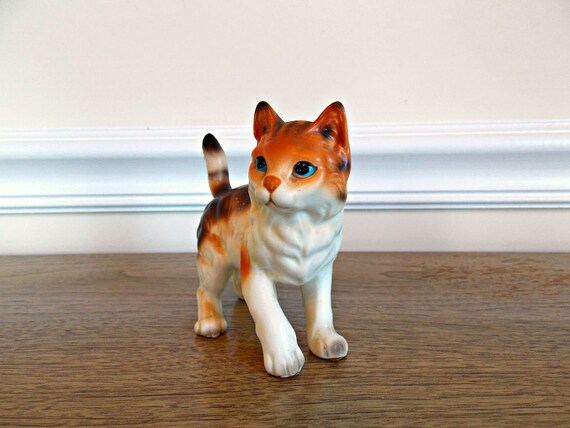 calico cat figurines