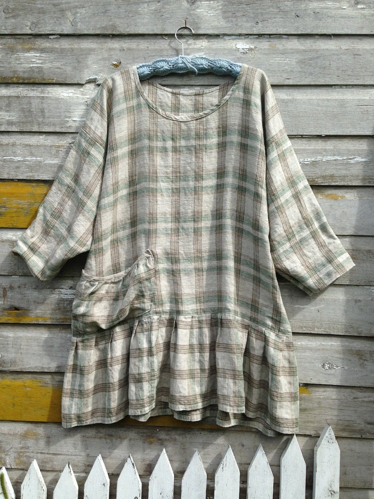 Washed Linen Tunic Natural Green Plaid by SWEETBEARIESVINTAGE