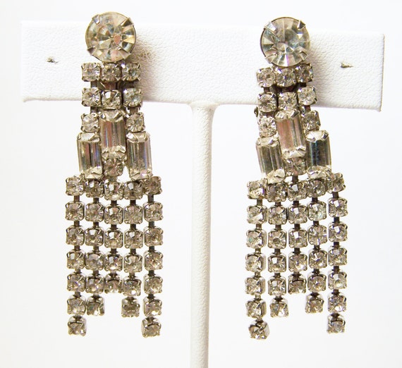 vintage kramer rhinestone earrings