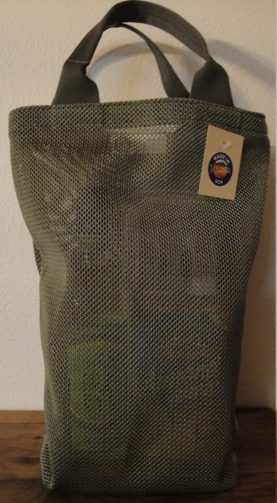 green nylon tote bag