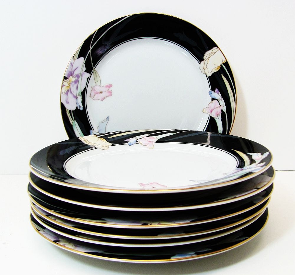 Mikasa China Charisma Black 7 1/2 inch Salad Plate Vintage