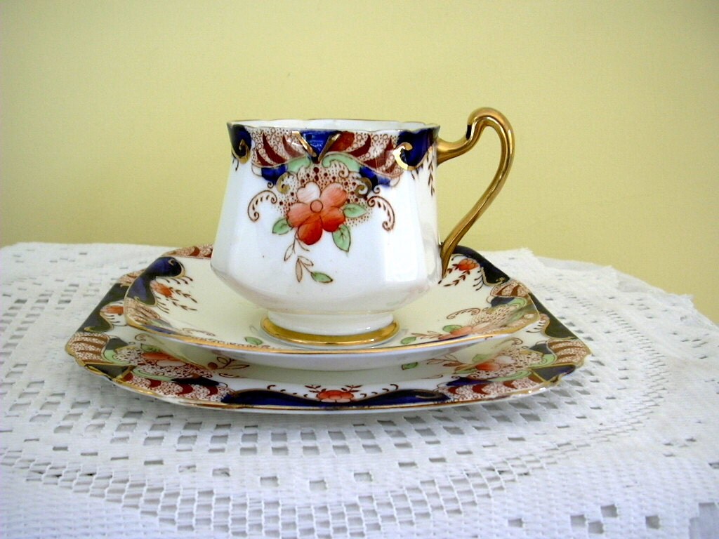 RESERVED FOR ZOE Vintage English Heathcote Bone China Trio