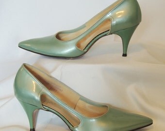 1960's Aqua Patent Pumps Shoes Size 6