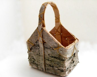 Birch Basket - Miniature wood basket, rustic wedding favor, 18" doll accessory, spring wedding, summer wedding, autumn wedding