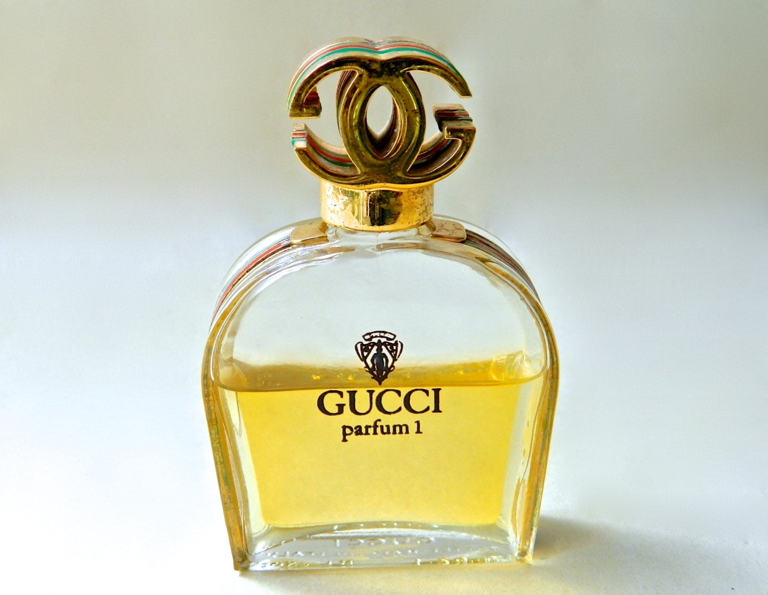 gucci silver perfume