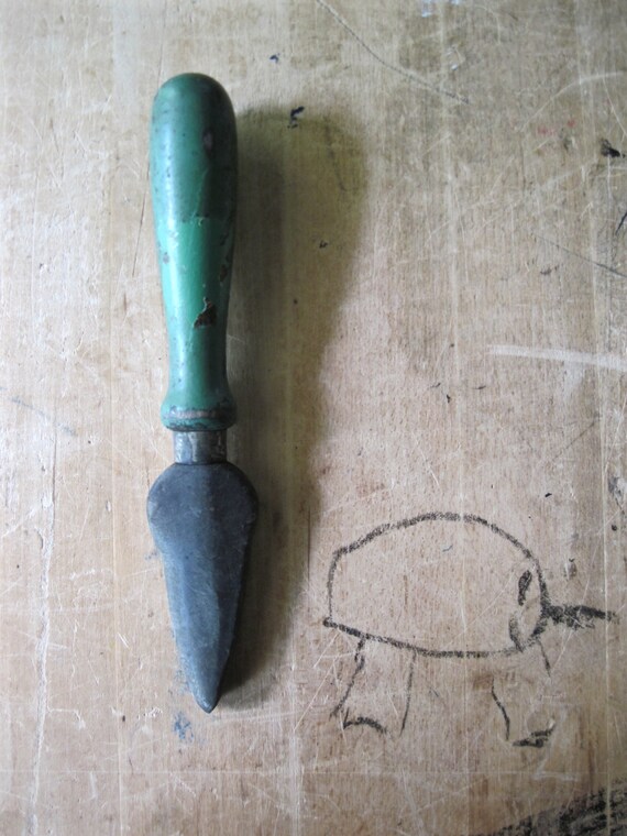 Vintage Sharpening Stone Flint Stone Hand Tool Vintage