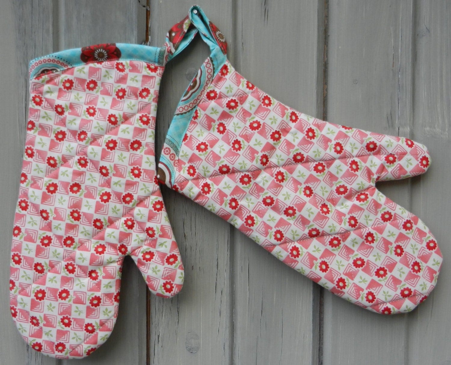 Quilted Oven Mitts Double Insulated Oven by HeartfeltStitchery