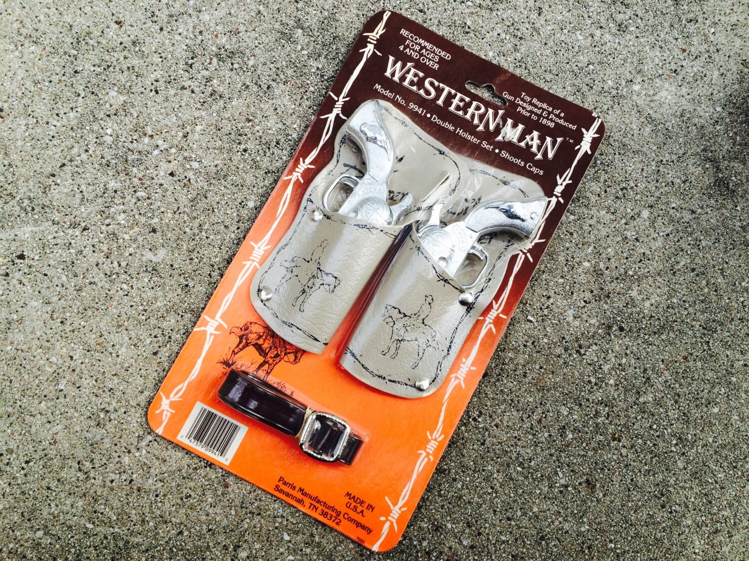 Western Man Toy Cap Gun Holster Set Miniature Die Cast