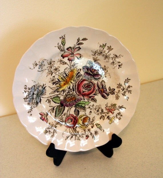 Johnson Bros Sheraton dinner platemulticolor floralgenuine