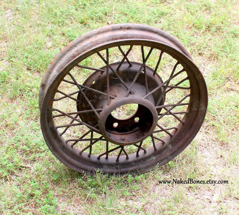 Antique Automobile Wire Wheel Rim 1920's 1930's Car