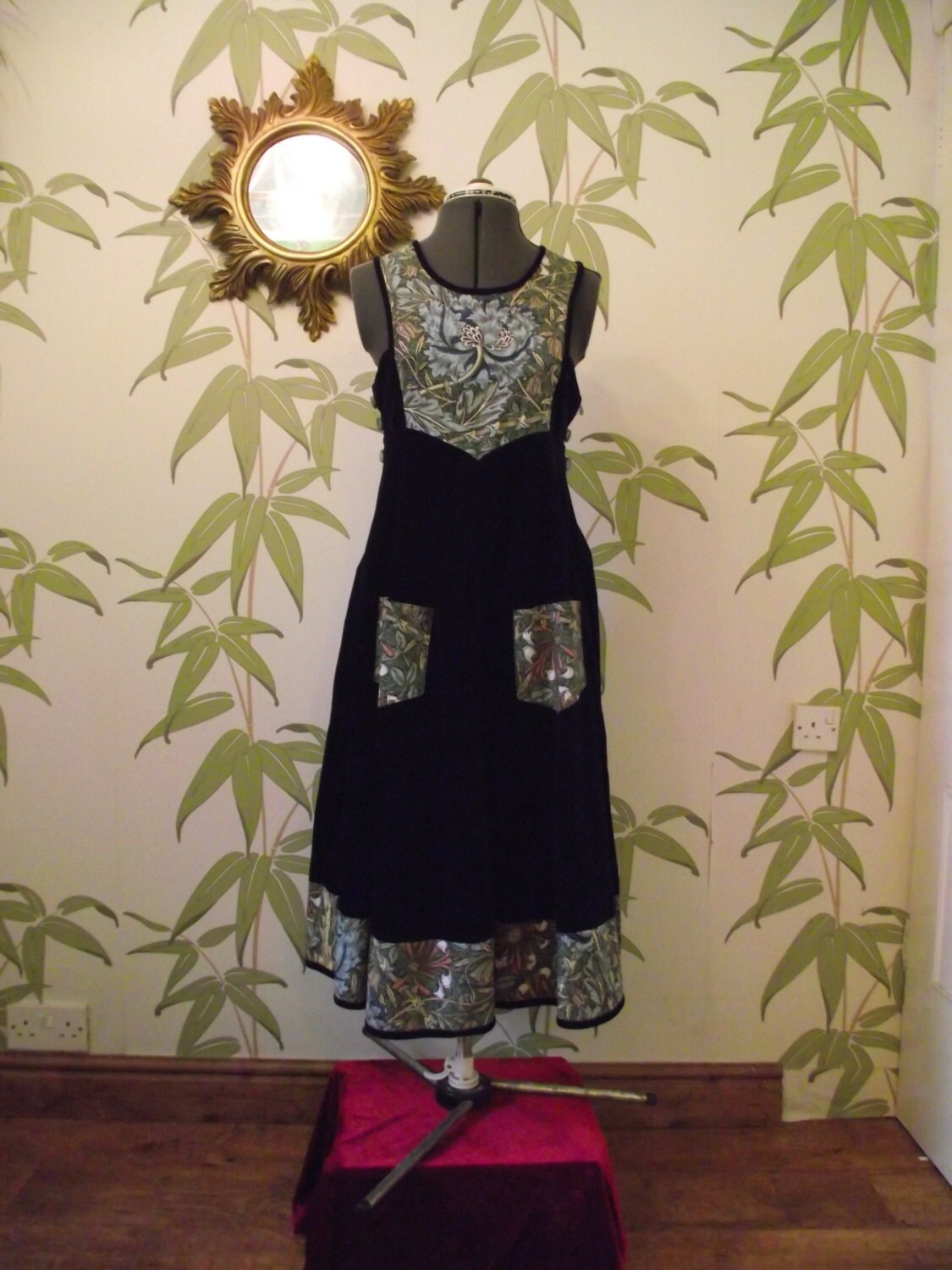 Stunning vintage velvet and William Morris print pinafore dress by 70’s ...