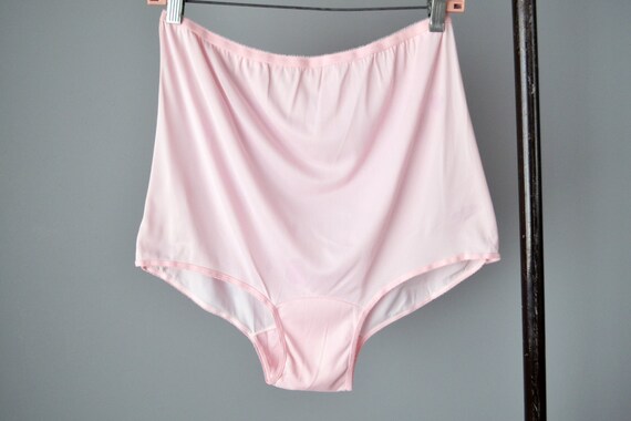 Vintage 50s/60s Pink High-Waisted Nylon Panties // Never Worn