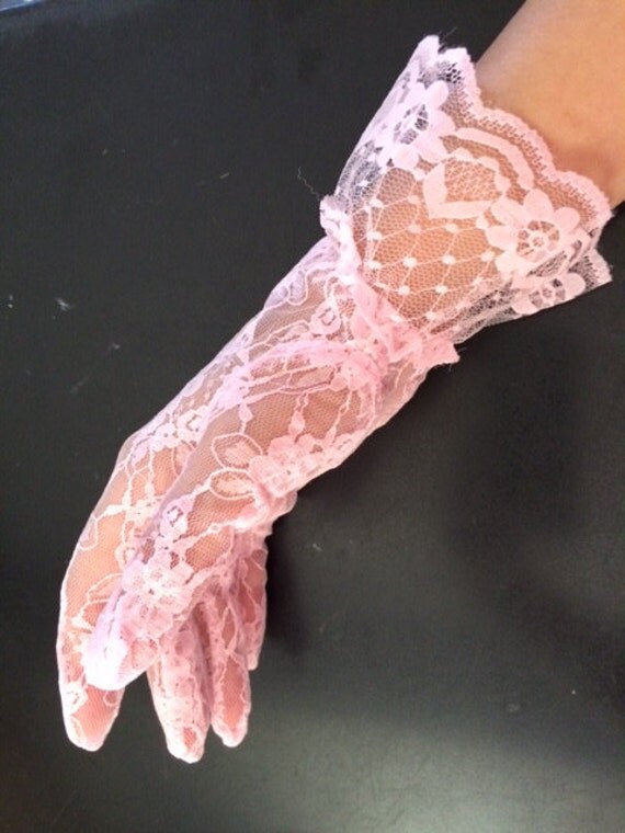 Pink Lace Gloves. Shabby Chic Gloves. Floral lace gloves. Lace