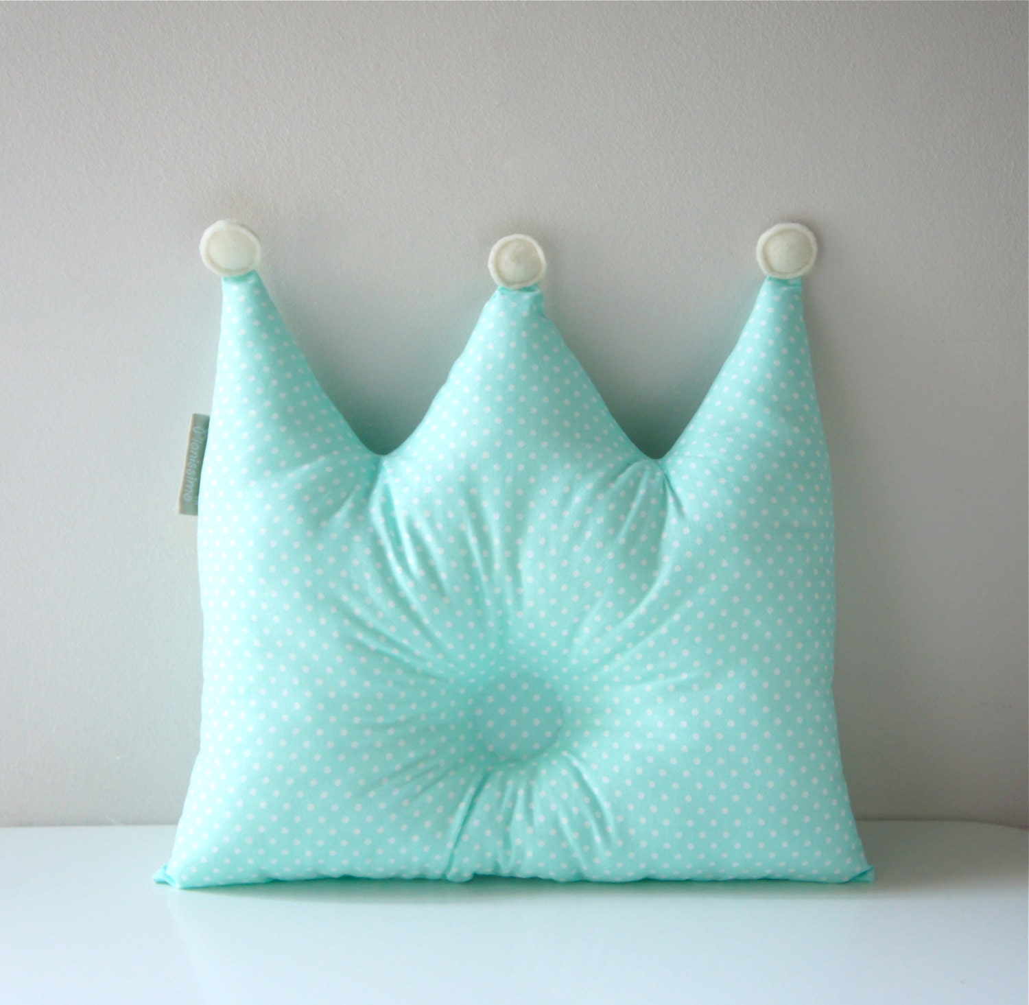 crown pillow