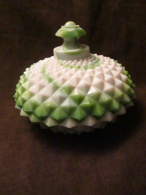 Westmoreland powder puff box or candy dish in green slag