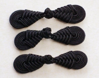 Black frog closure. Round knot. Set of 3