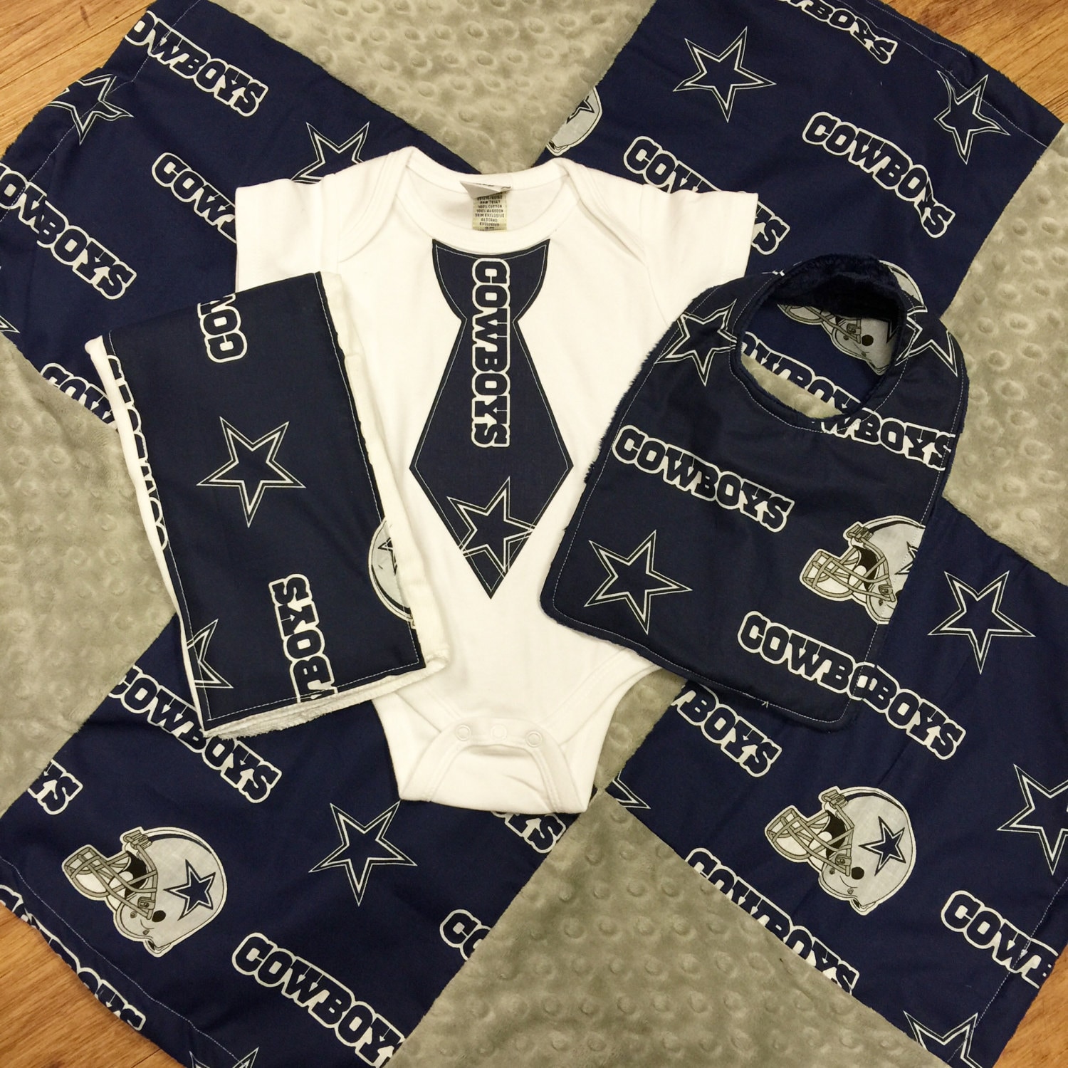 Dallas Cowboys Baby Gift Set