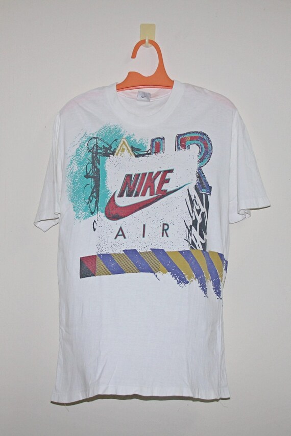 Vintage NIKE AIR 90s / Nike t shirt / soft shirt by ArenaVintage