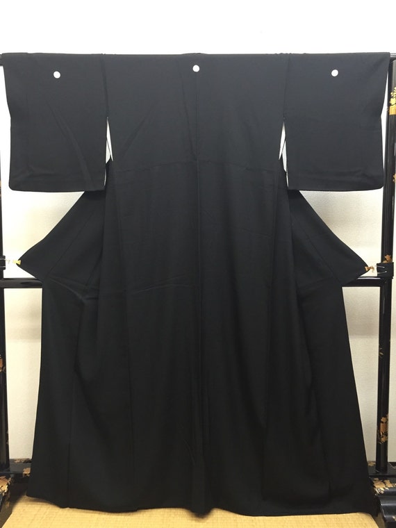 Sale Black formal Kimono with five family crests sword