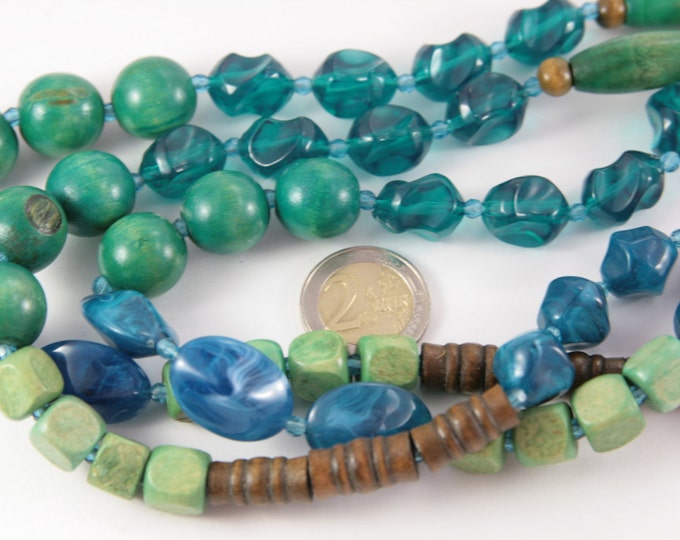 Green Wood Glass Necklace Plastic Beads Blue and Green Long Boho Hippie Beads Necklace Plastic Celluloid