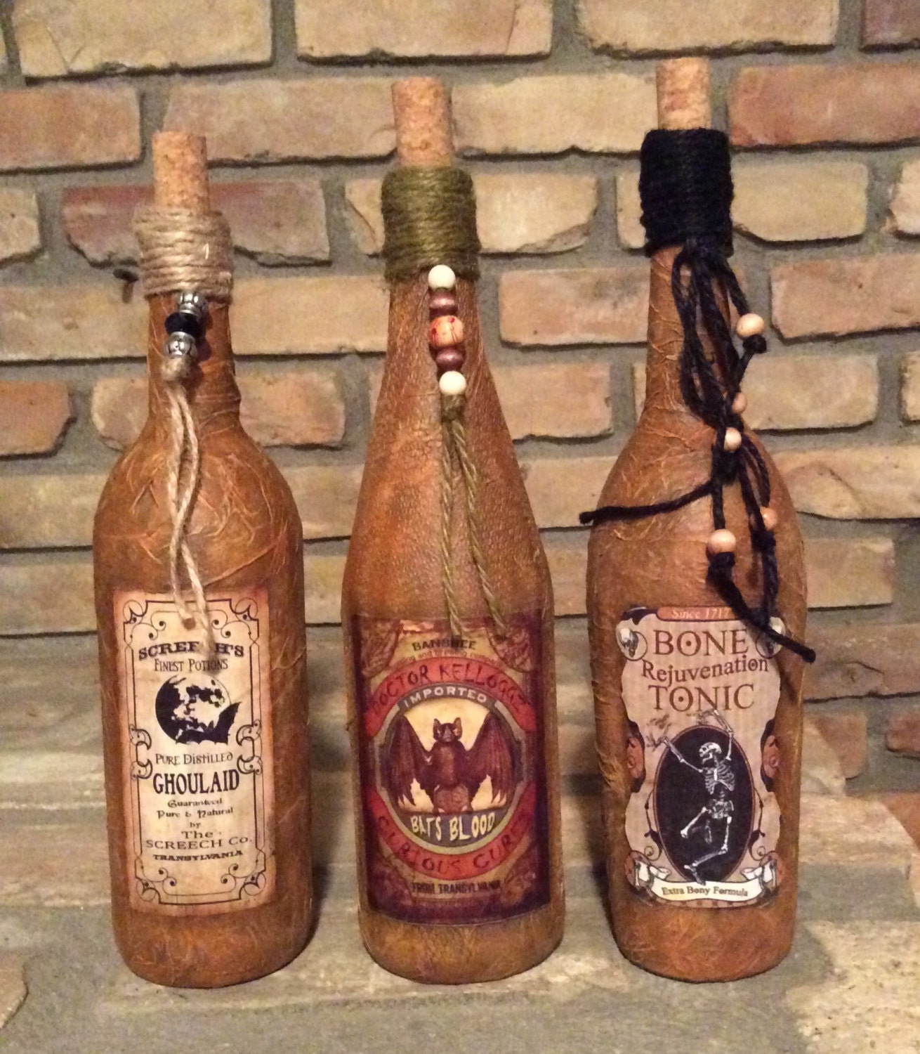 Halloween wine bottle decoration