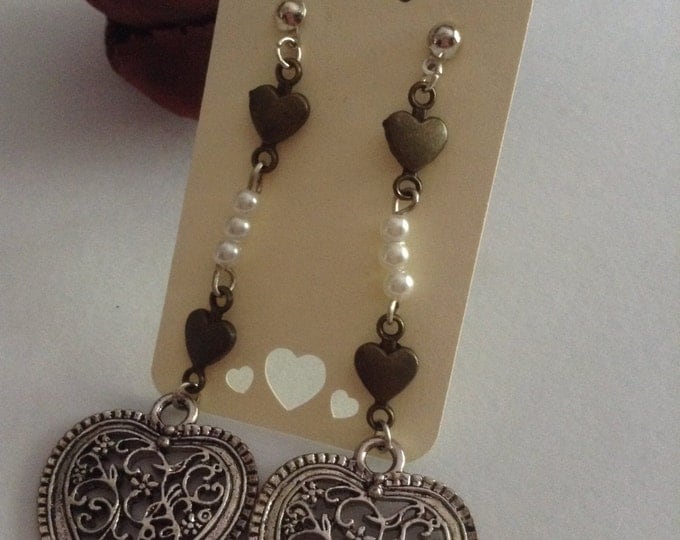 Dangling Hearts/Pearls Earrings