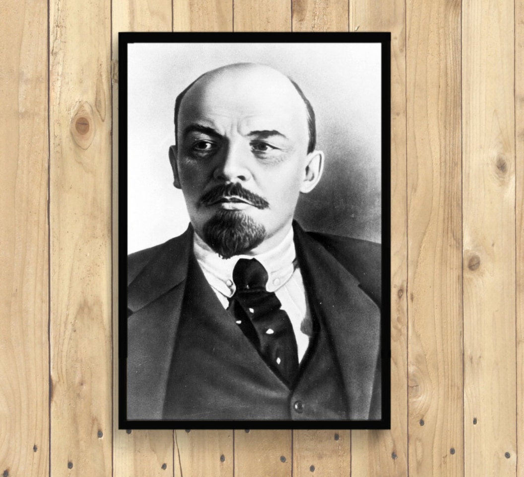 Ленин с усами