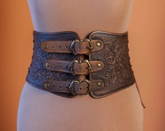 Leather Medieval Women Half Underbust Body by TirithLeatherCraft