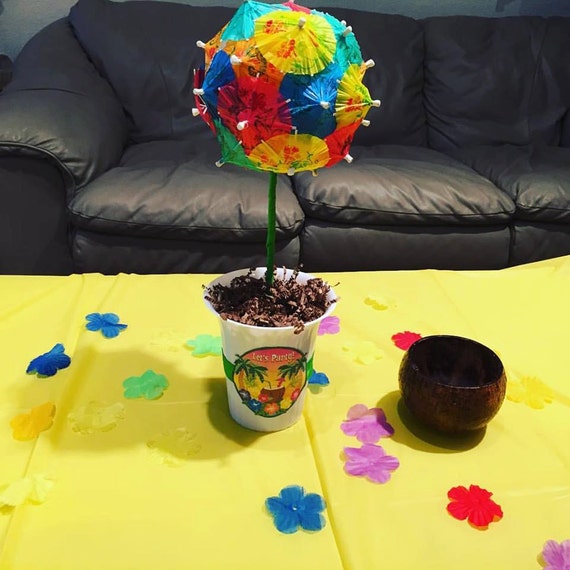 Luau Parasol Centerpiece