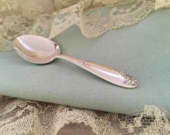 Sterling Silver Baby Spoon Lunt “Sweetheart Rose”
