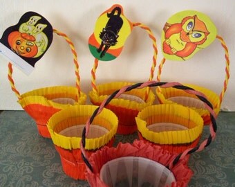 6 Vintage Halloween Crepe Paper Nut Cups Party Favors