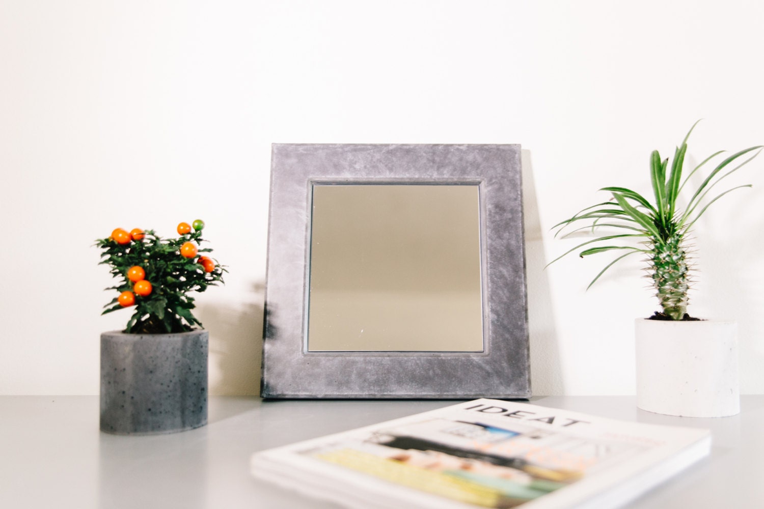 Miroir et cadre en béton // accessoire de déco par thefrenchvikings
