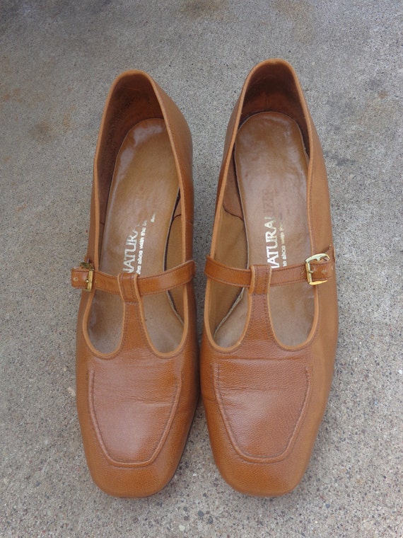 Vintage T-Strap Mary Janes Brown Leather Naturalizer