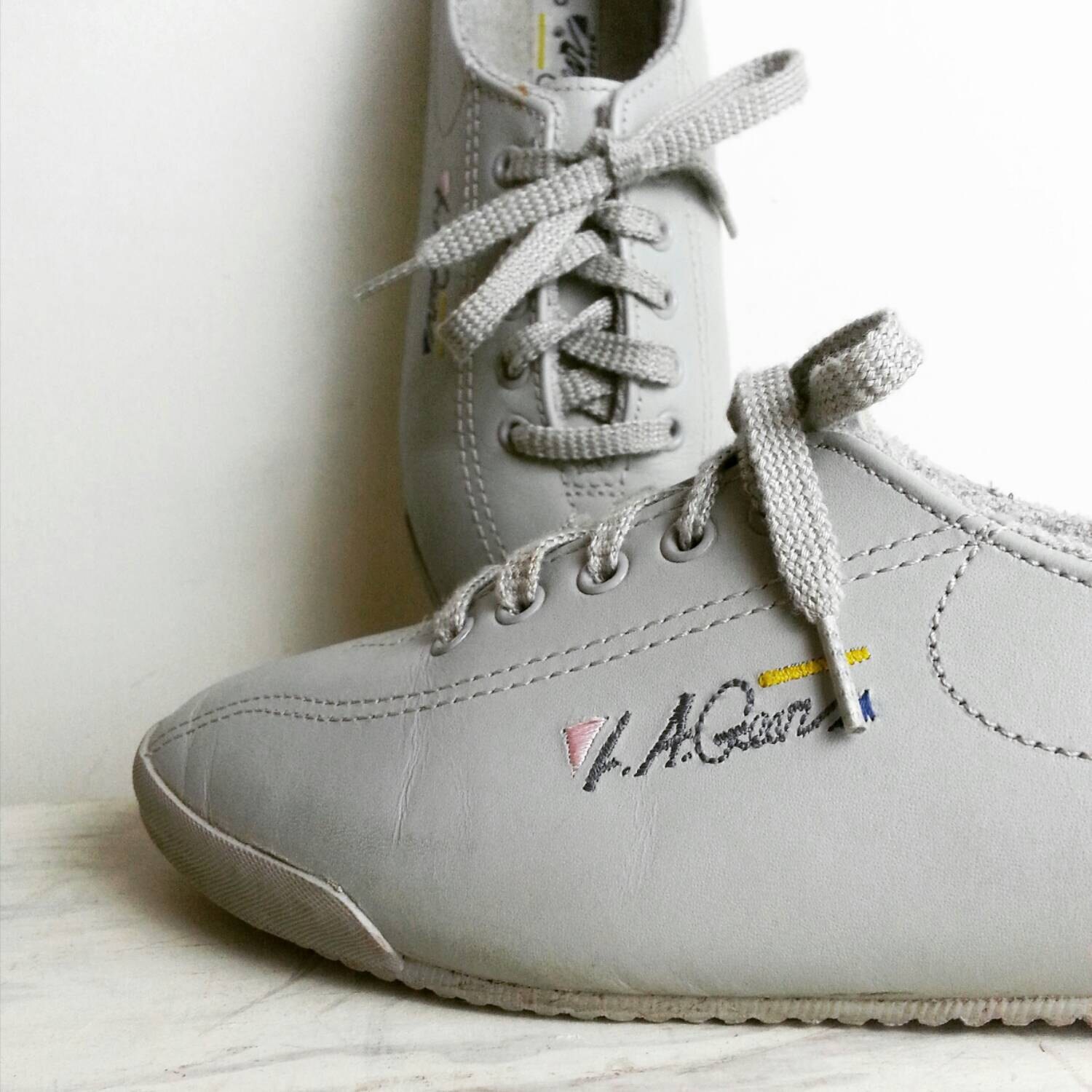 vintage LA Gear sneakers grey leather 80s 90s women's