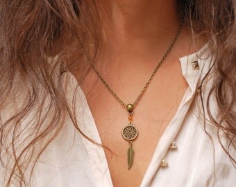 Dream Catcher feather necklace elegant charm necklace, DreamCatcher boho hippie festival charm pendant, summer bead necklace