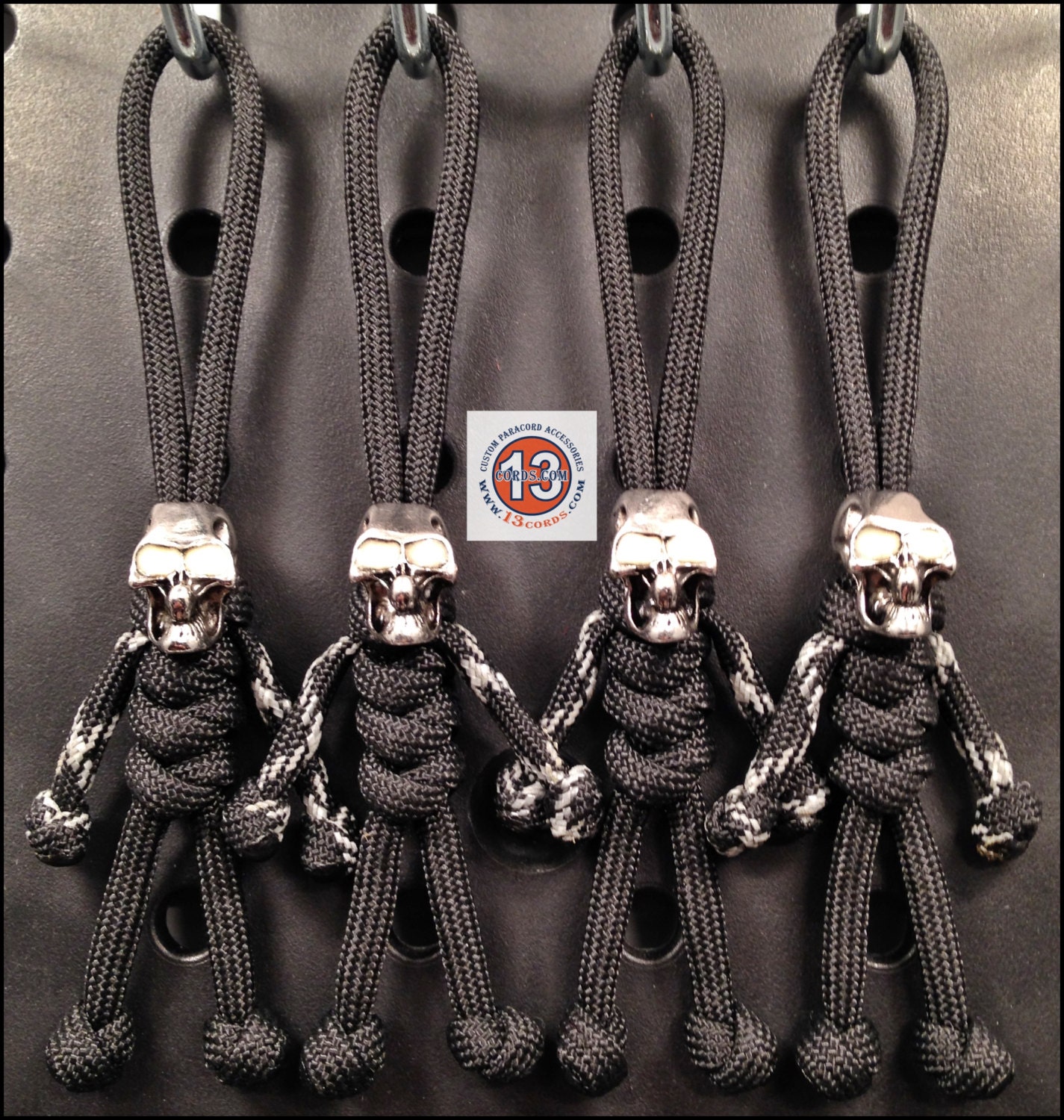 Luminous Skull PeoPulls Jeep Zipper Pulls