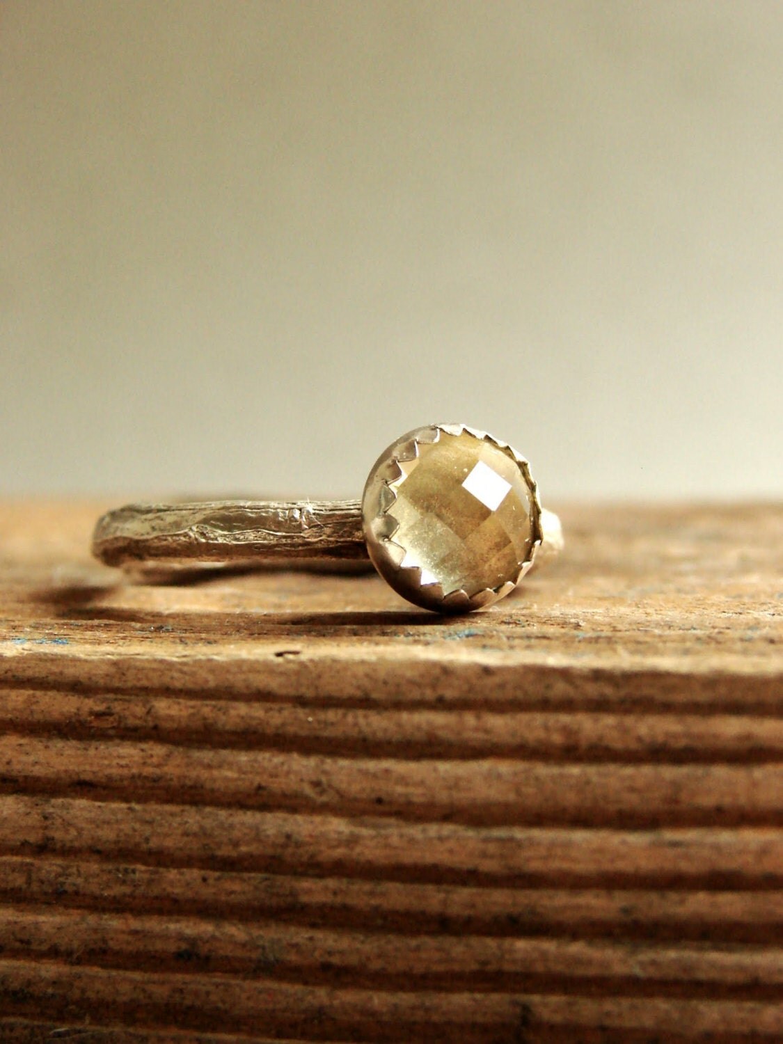 Lemon Yellow Gemstone Ring Rose Cut Quartz Shiny Twig Ring