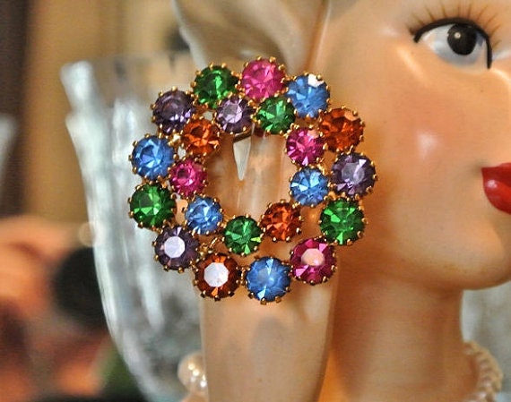 Vintage Rhinestone Brooch STAR Austria Austrian 1950s 50s Mid Century Brooch Designer Fashion Jewelry Multi Color Rhinestones Circle Brooch