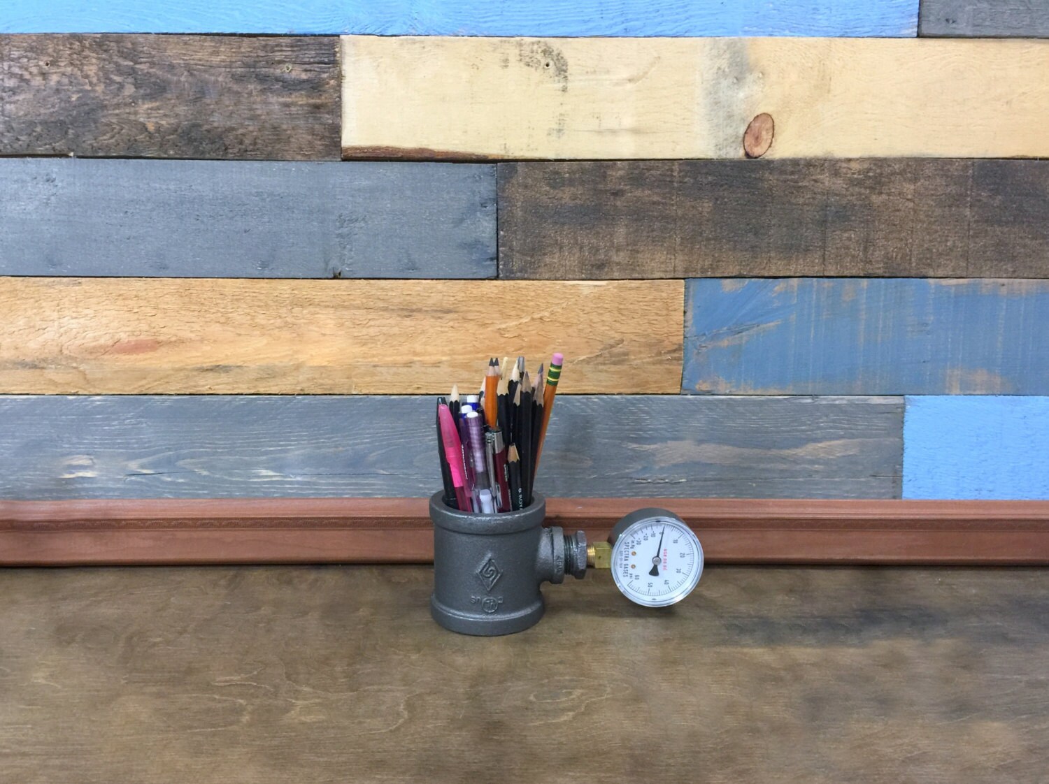 Industrial Pen Holder Pencil Holder Desk Storage Remote