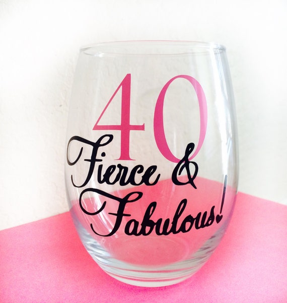 personalized-fierce-fabulous-40th-birthday-wine-glass