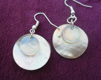 Pearl earring, Mother of pearl discs, drop earring, handmade items, mothers gift, summer time