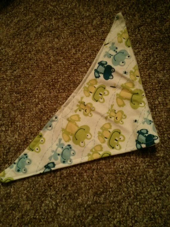 Frog bandanna bib