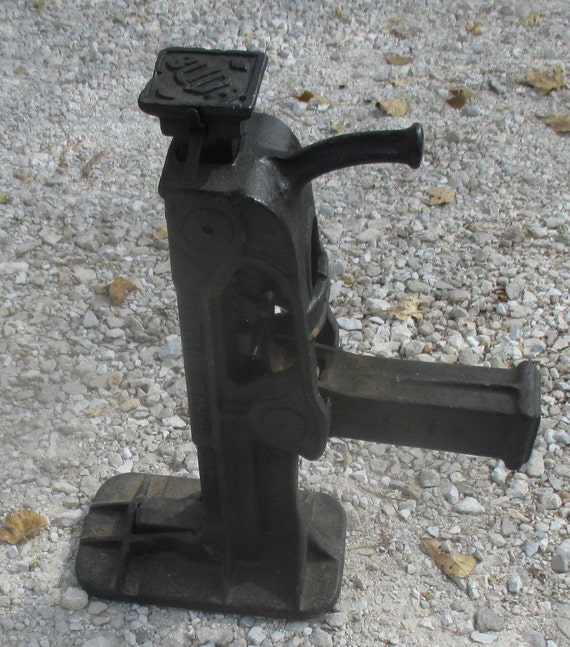 15 Ton Buda Railroad Jack J499 No 715 by TheOldGrainery