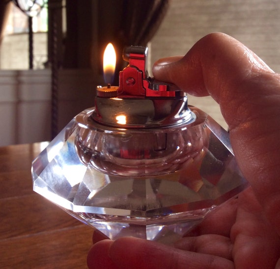 MidCentury Modern Heavy Crystal Faceted Table Top Gas Lighter