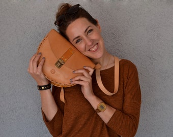 Handcraft bag/ Natural leather bag/ Leather bag/ Handmade/ Leather bag/ Shoulder bag