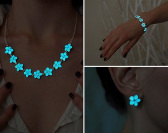 SET Glowing Flowers with Crystals - Aqua Flowers - Glow in the Dark Jewelry - Glowing Necklace - Floral Glowing Bracelet - Glowing Earrings