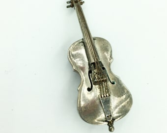 Detailed 3 dimensional sterling silver cello brooch. Hecho en Mexico hd. 925